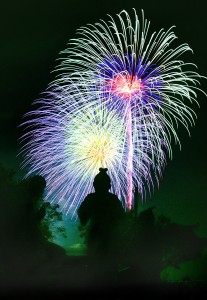 03 夏優秀賞「花火に魅せられて」　池田勝晃